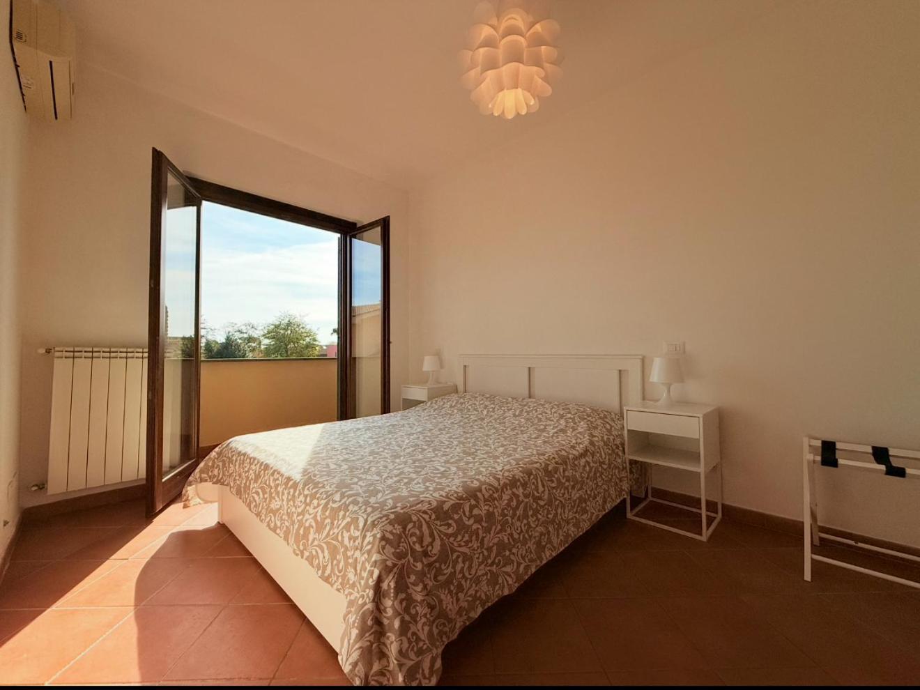 Lm Apartment Isola Fiumicino Buitenkant foto